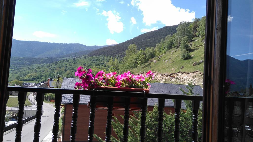 Apartaments Pont Romanic Espot Luaran gambar