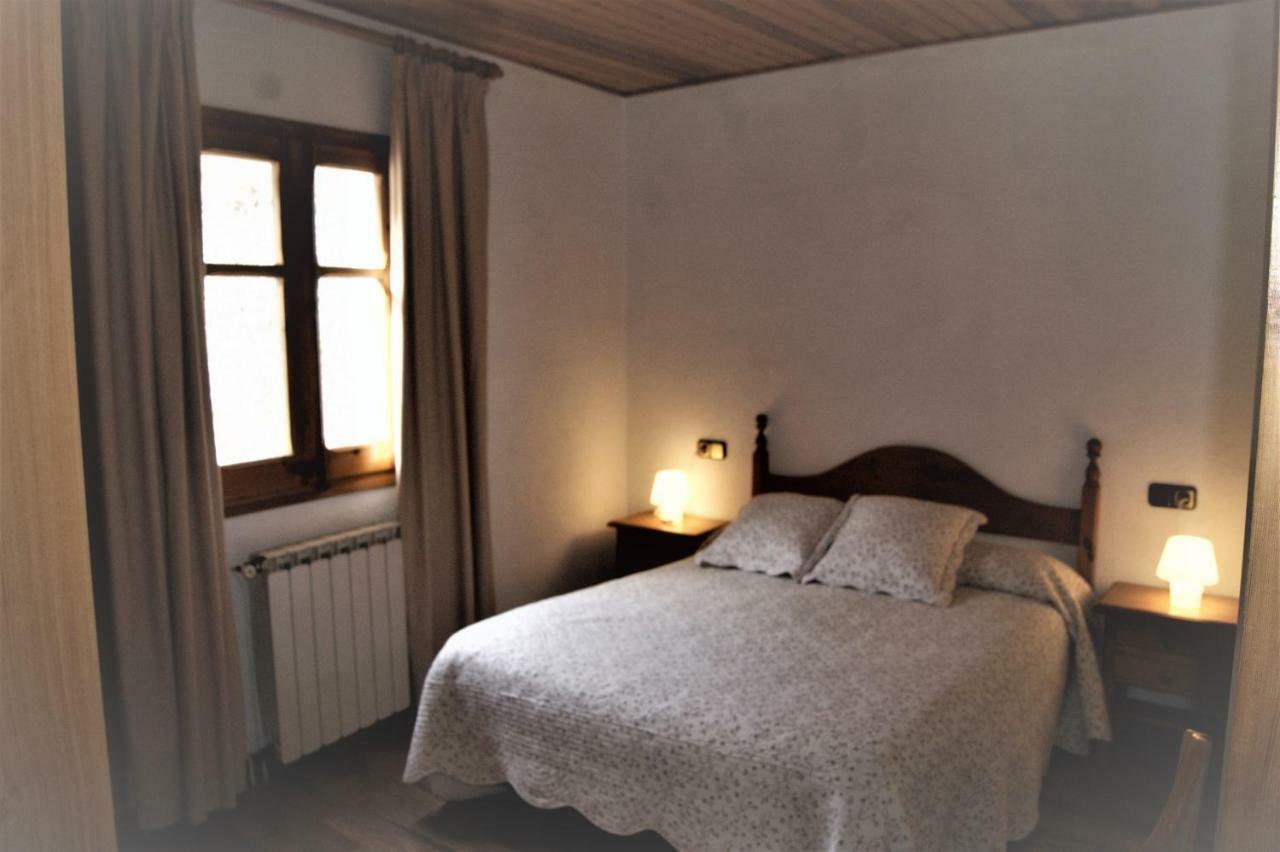 Apartaments Pont Romanic Espot Luaran gambar